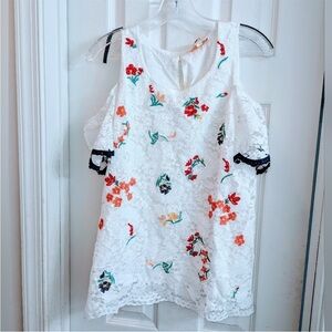 Skies Are Blue White Floral Lace Blouse